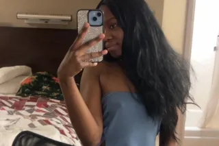 Bustdown Baddie😛😛😛 MUST HAVE facetime to verify! Outcalls only (hotels only) $80 specials!!! limited time⬅⬅ - Image 1