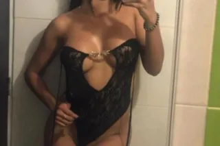 latina available sexy curvy-bb... - Image 2