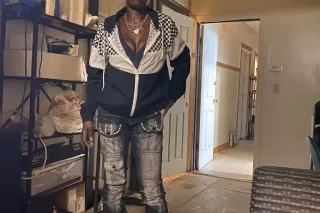 COME GET SOME OF THIS WET WET👀... - Image 4