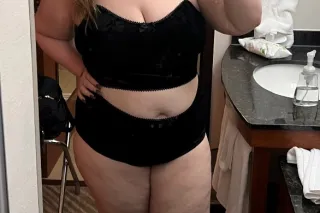 Elk Grove Village💎 𝐶𝑢𝑟𝑣𝑒𝑠 𝑙𝑖𝑘𝑒 𝑡𝑒𝑚𝑝𝑡𝑎𝑡𝑖𝑜𝑛, 𝑒𝑛𝑒𝑟𝑔𝑦 𝑙𝑖𝑘𝑒 𝑓𝑖𝑟𝑒🔥𝑎𝑛 𝑢𝑛𝑓𝑜𝑟𝑔𝑒𝑡𝑡𝑎𝑏𝑙𝑒 𝑒𝑥𝑝𝑒𝑟𝑖? - Image 4