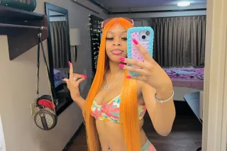 AVAILABLE💚Head cardates and ft shows only - Image 1