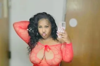 TEᗰᑭTIᑎG 😍𝒯𝒽𝒾𝒸𝓀 🍑ℕ𝔸𝕌𝔾ℍ𝕋𝕪 💦😜𝑰𝒏𝒄𝒂𝒍𝒍 𝑺𝒑𝒆𝒄𝒊𝒂𝒍𝒔 💋🔥DONT MISS OUT - Image 1