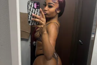 New In Town💦💦🥰White Men Welcome - Image 4